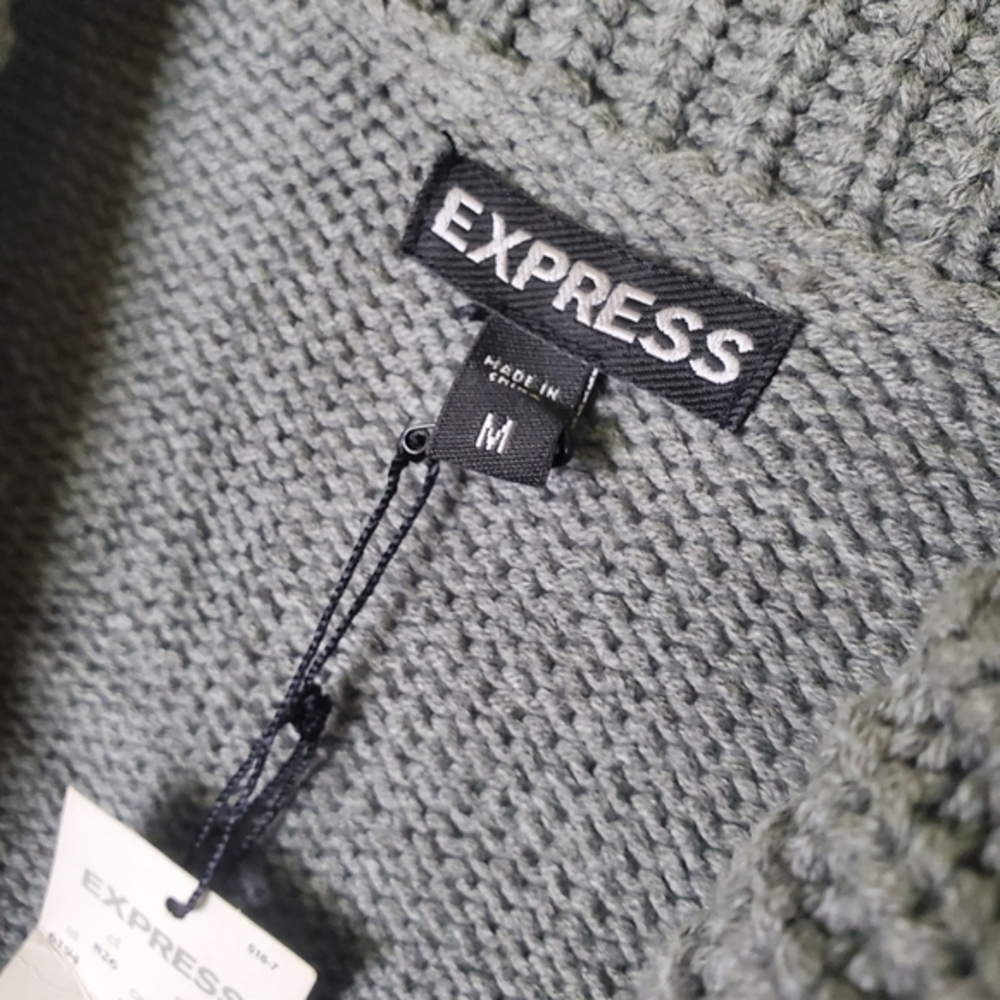 Express NWT Women's Y2K Gray Cowl Neck Cable Knit Cap Sleeve Sweater Mini Dress - Picture 2 of 9